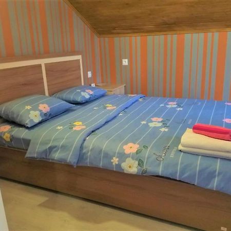 Urban Stay Rooms In Tbilisi Esterno foto