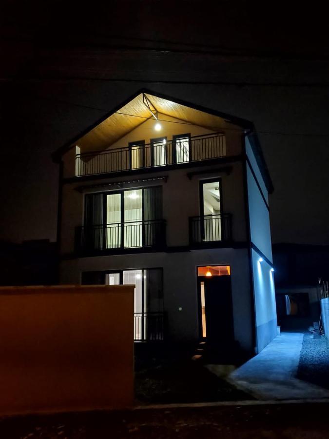 Urban Stay Rooms In Tbilisi Esterno foto