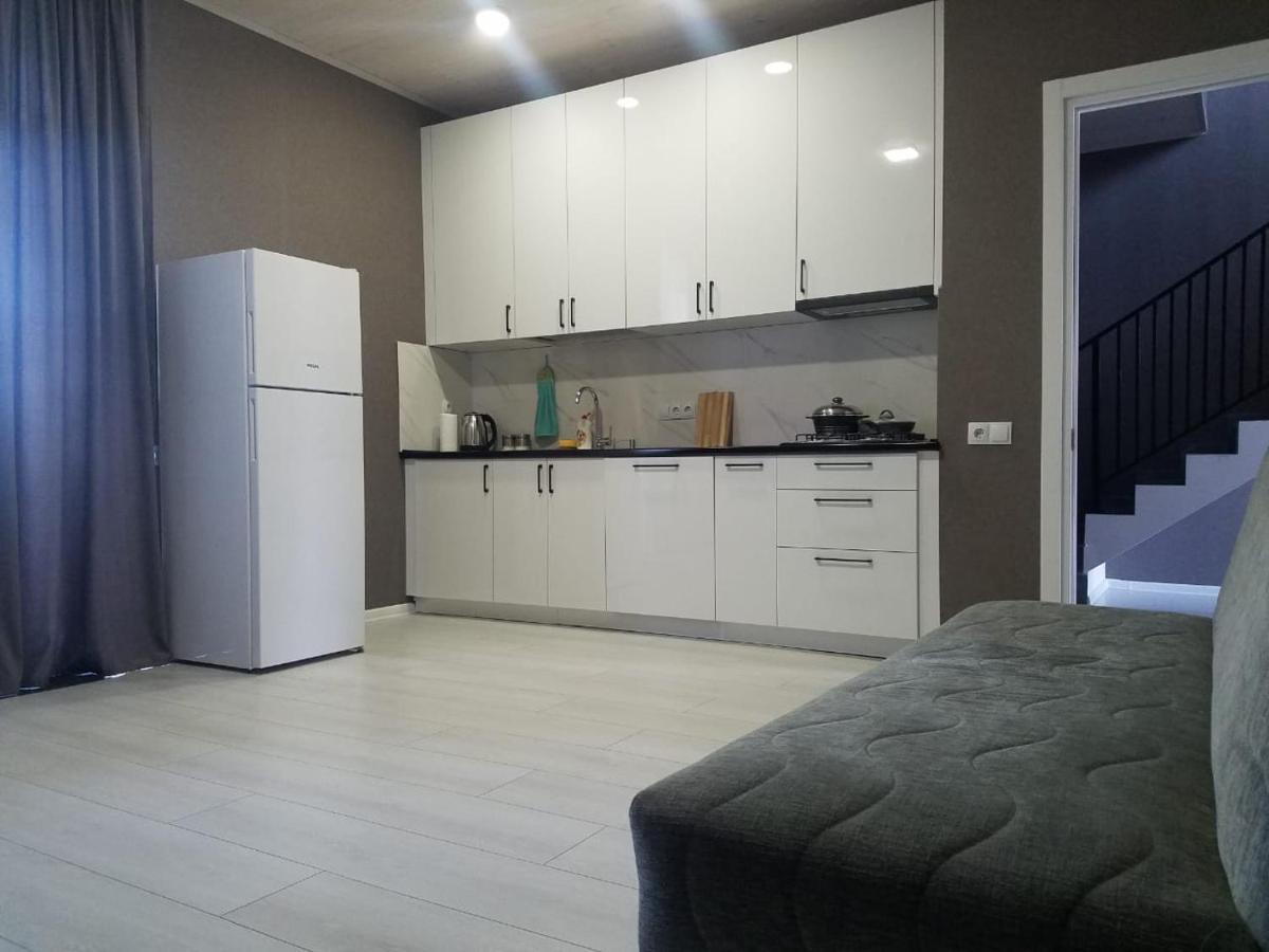 Urban Stay Rooms In Tbilisi Esterno foto