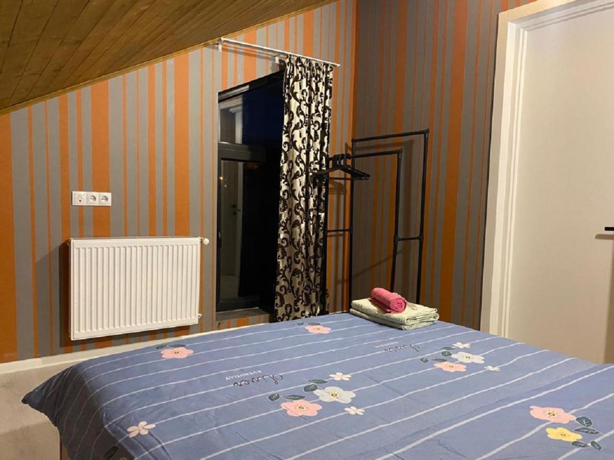 Urban Stay Rooms In Tbilisi Esterno foto